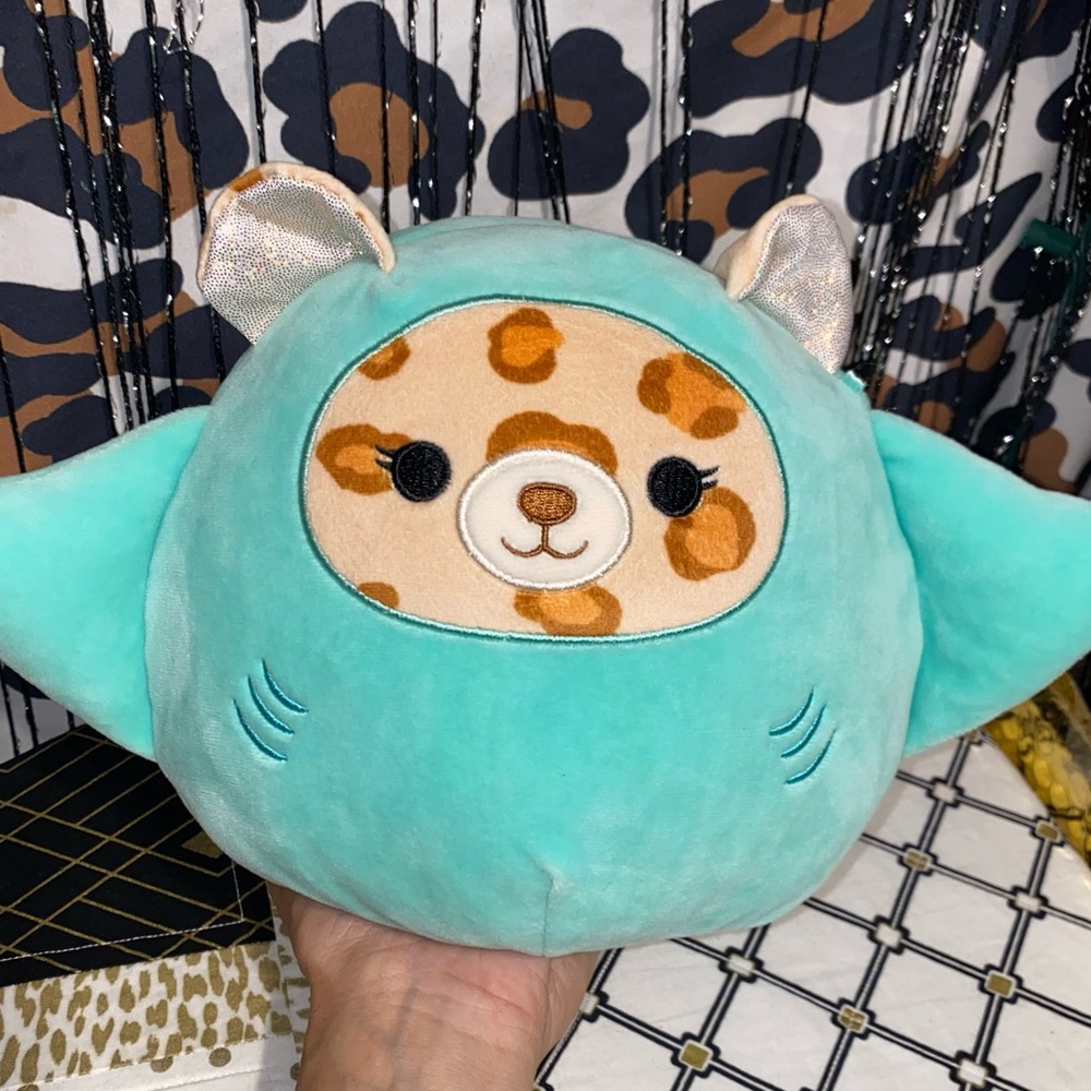 SALE! SQUISHMALLOWS KELLYTOY LEXIE THE CHEETAH N MANTA RAY COSTUME PLUSH 8”